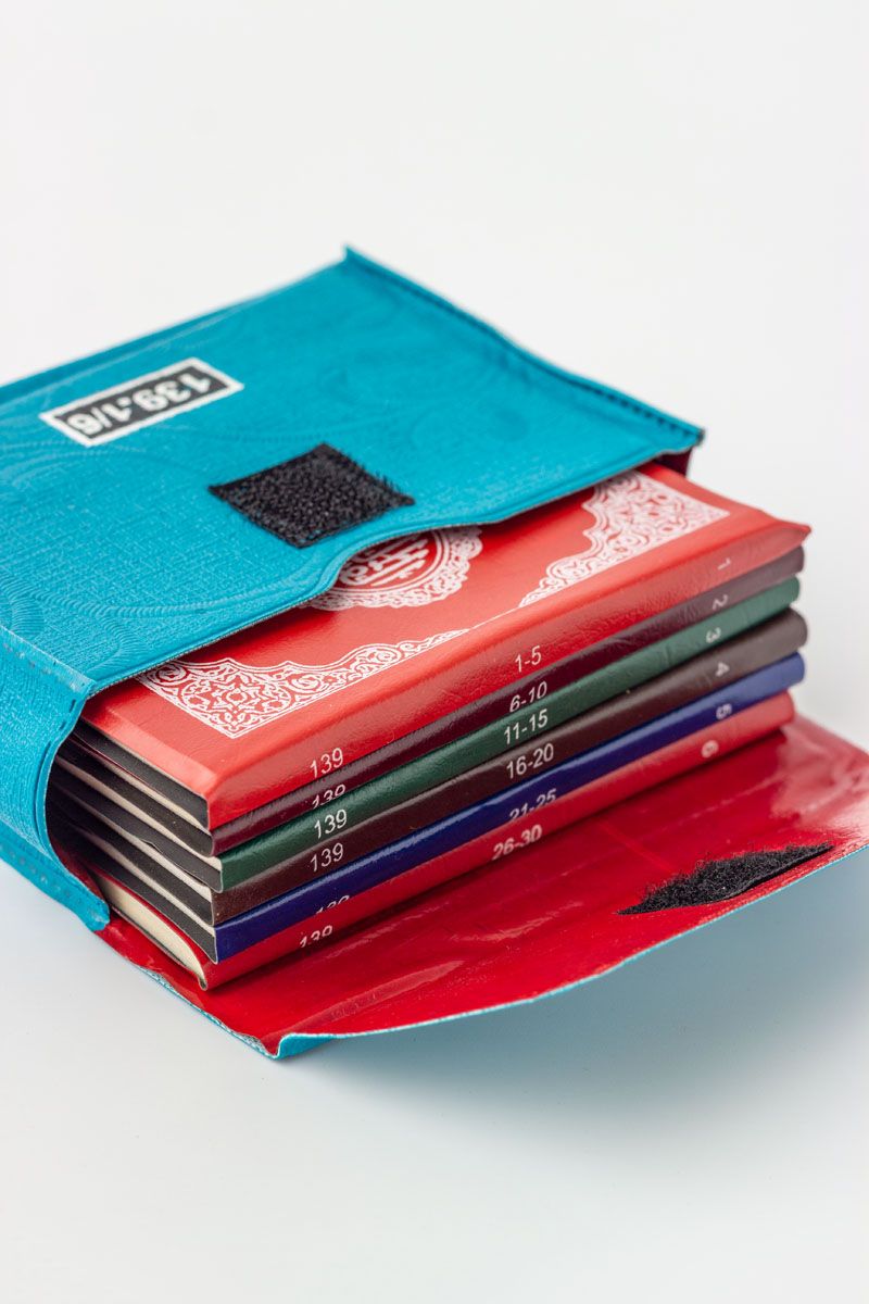 6 Set Quran in Case (No.139)