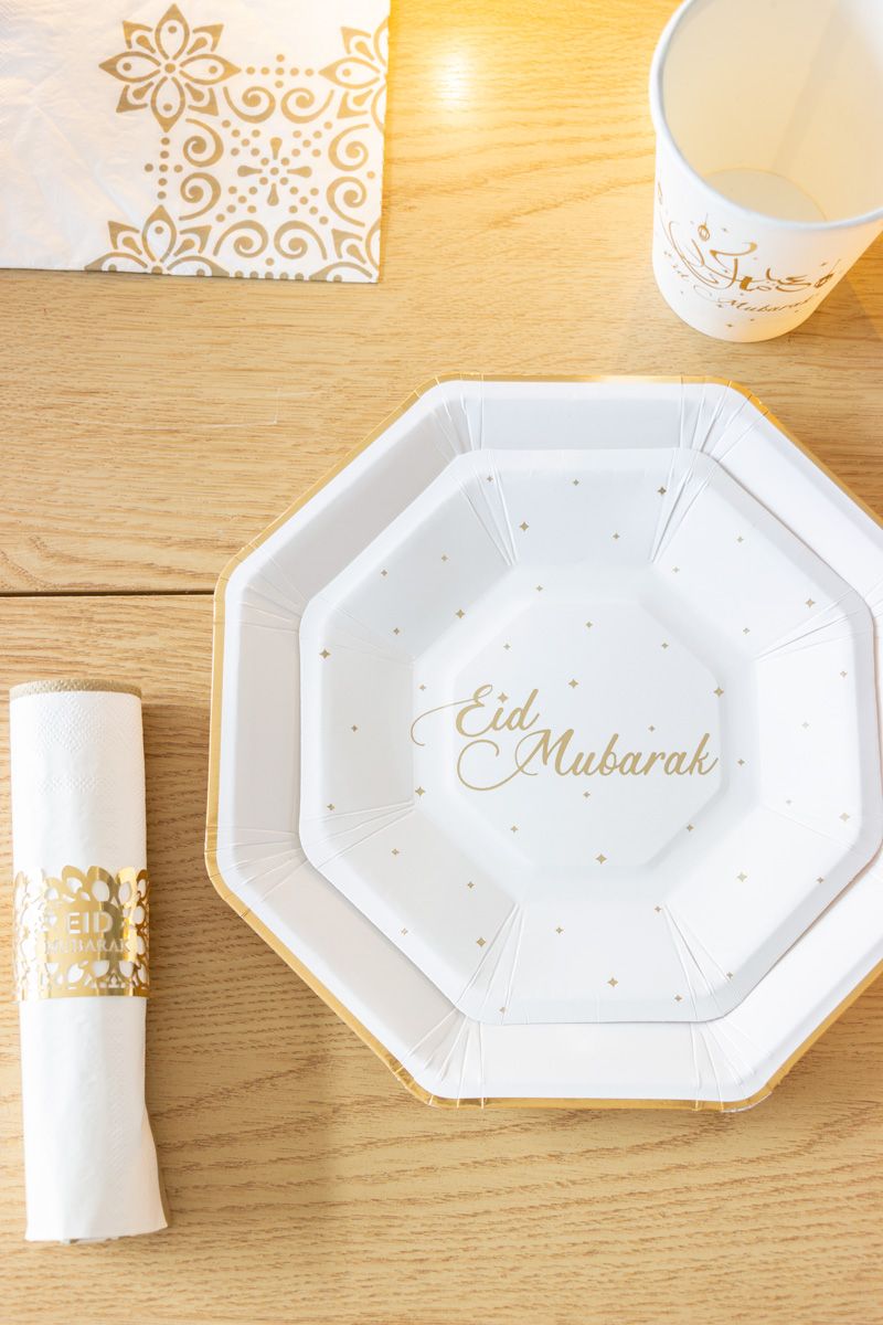 23cm White Paper Plates (Pack of 8)